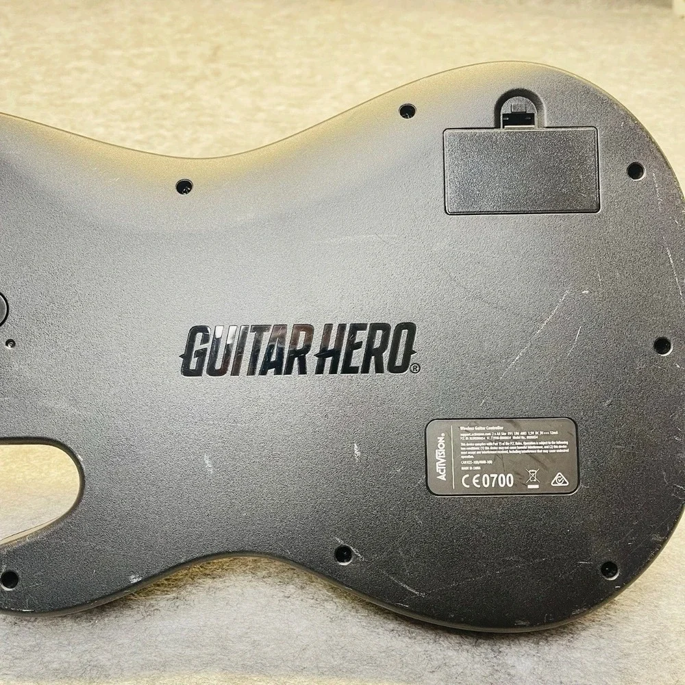 Activision Guitar Hero Live Wireless Controller 0000654 Black Gold Plastic Solid